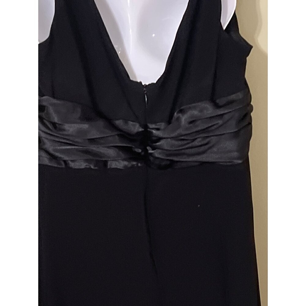 Jones Wear  Babydoll Dress 12 Black LBD Cruise Event  V-Neck‎ Empire   Coquette - Picture 5 of 12